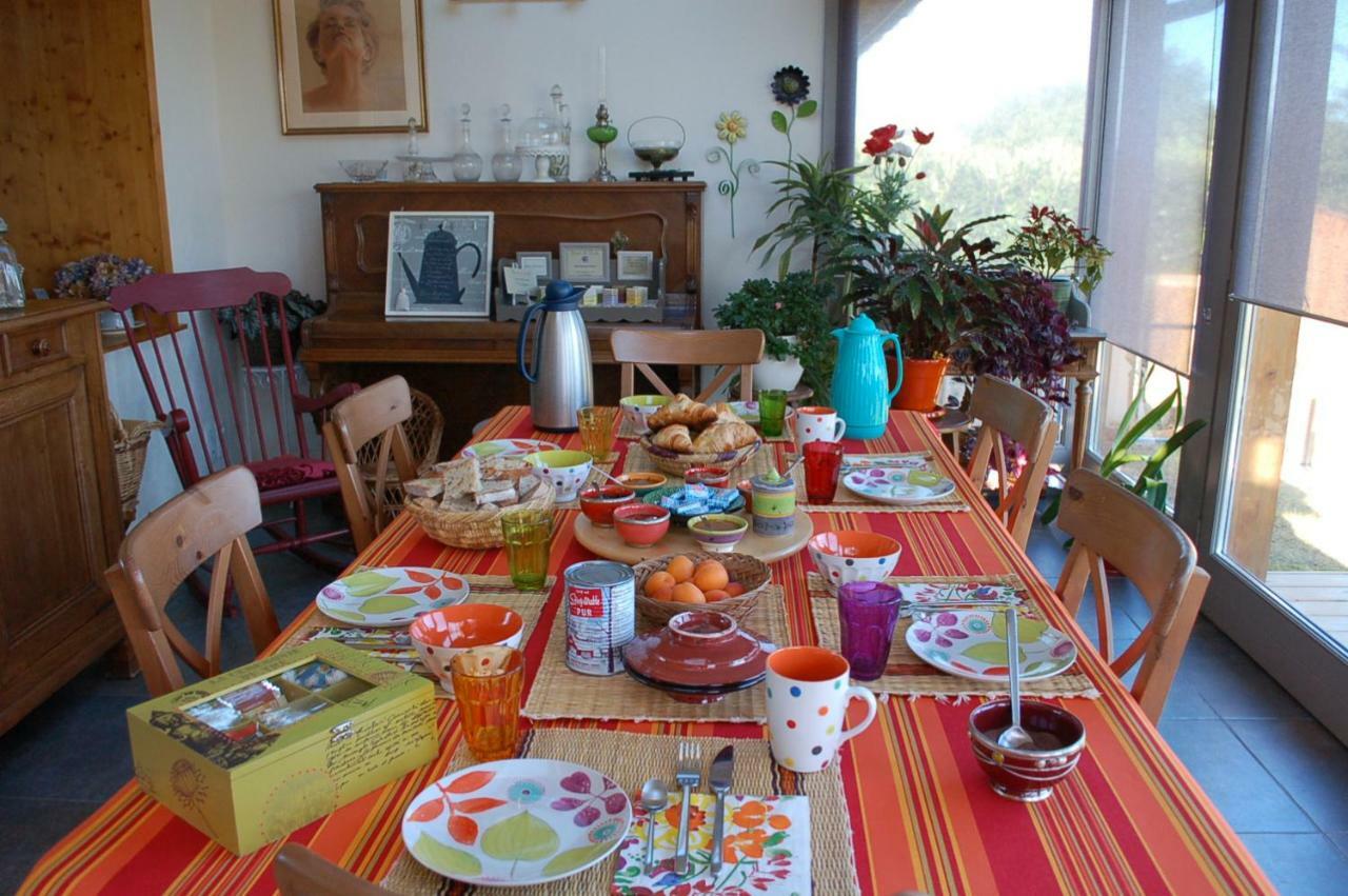 B&B La Maison Des Collines Autour Chambres D'Hotes La Chapelle  外观 照片