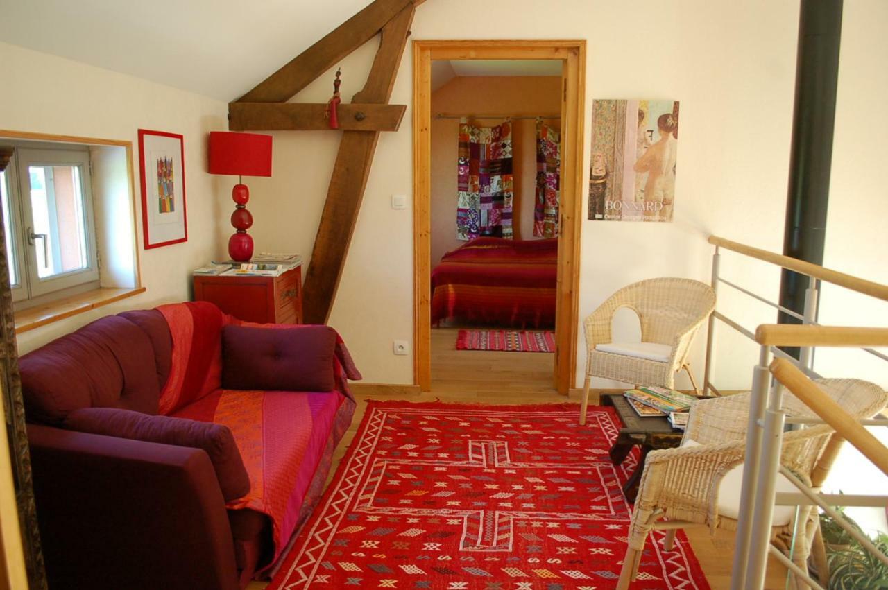B&B La Maison Des Collines Autour Chambres D'Hotes La Chapelle  外观 照片