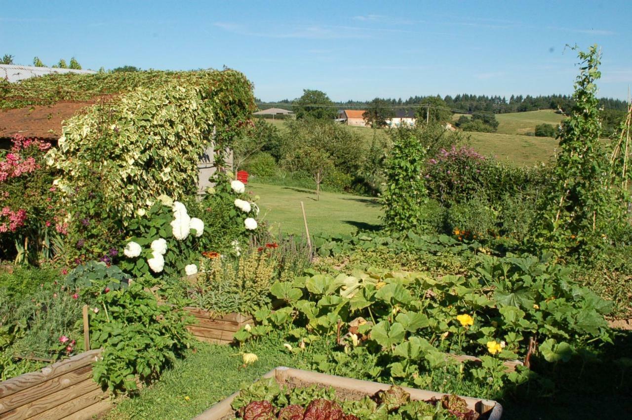 B&B La Maison Des Collines Autour Chambres D'Hotes La Chapelle  外观 照片