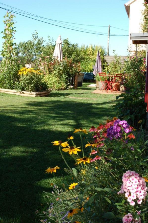 B&B La Maison Des Collines Autour Chambres D'Hotes La Chapelle  外观 照片